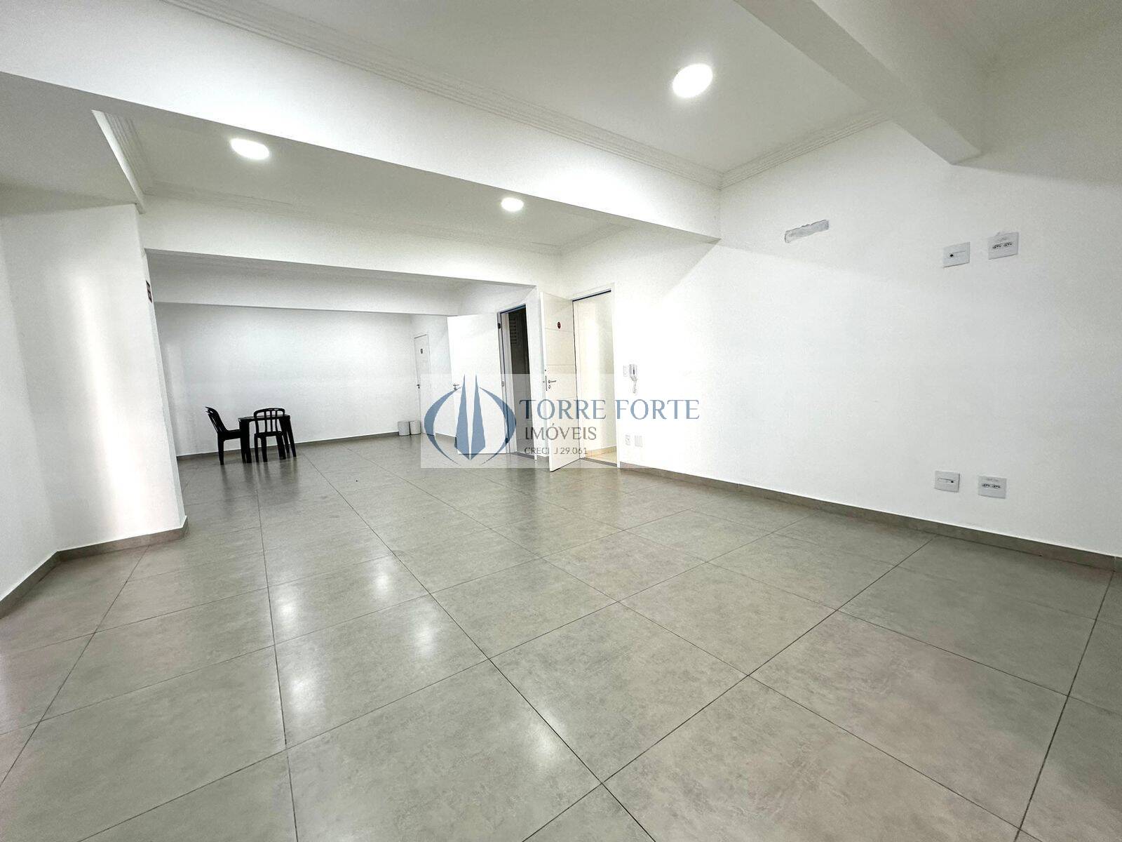 Apartamento à venda com 2 quartos, 80m² - Foto 11