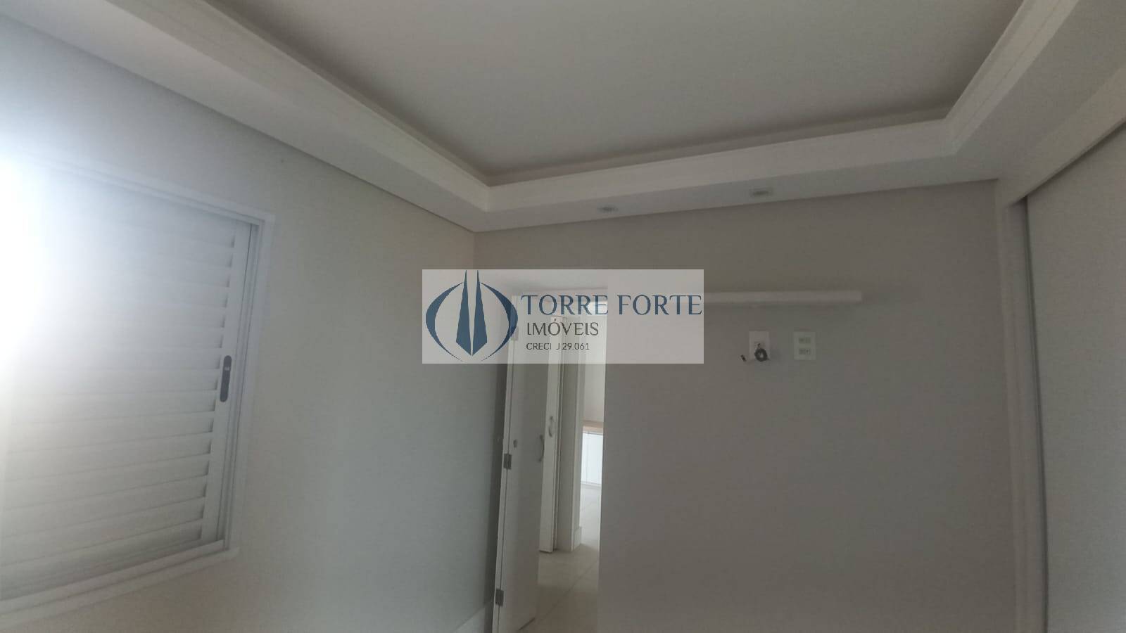 Apartamento à venda com 2 quartos, 56m² - Foto 32