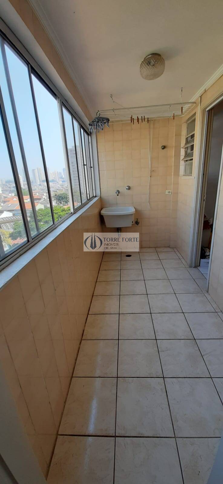 Apartamento à venda com 2 quartos, 72m² - Foto 5