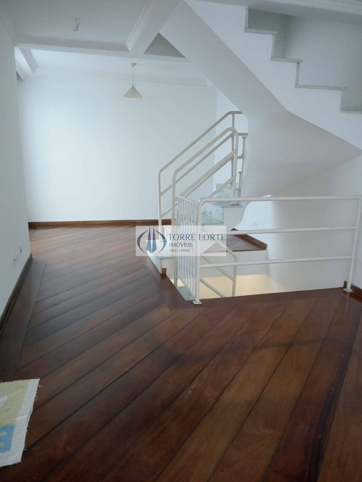 Casa à venda com 3 quartos, 136m² - Foto 7