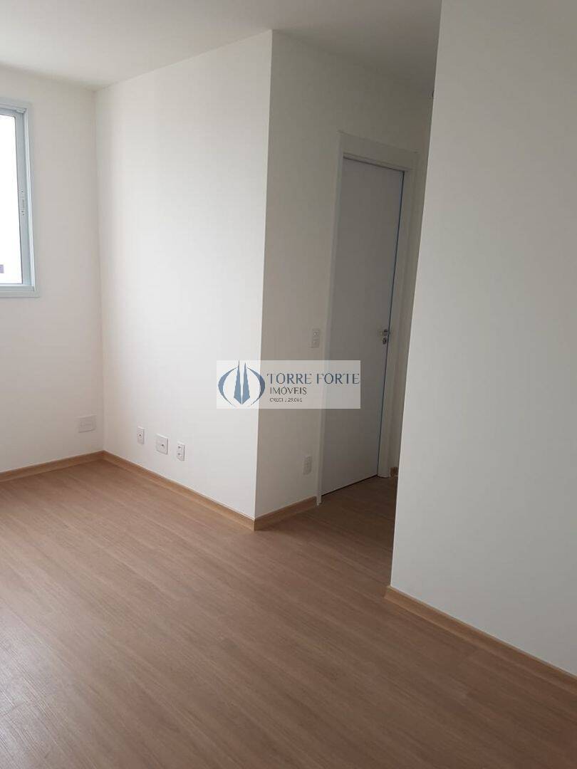 Apartamento à venda com 2 quartos, 38m² - Foto 13