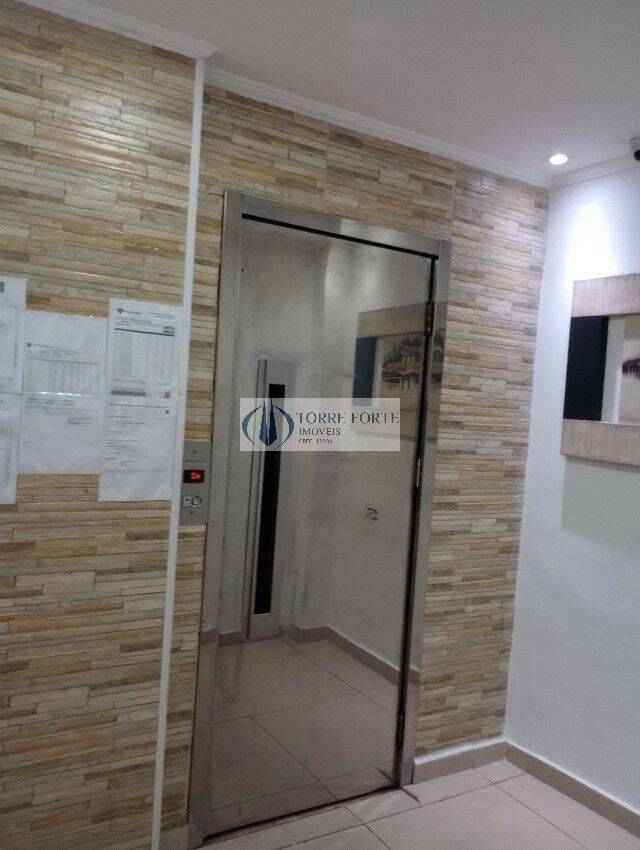 Apartamento à venda com 1 quarto, 45m² - Foto 12