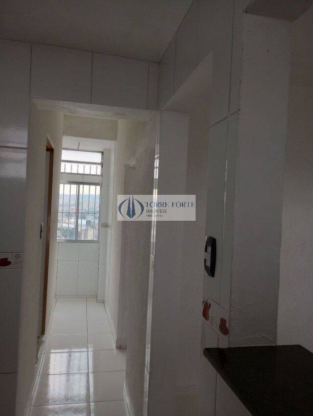 Apartamento à venda com 1 quarto, 45m² - Foto 13