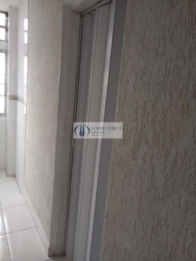 Apartamento à venda com 1 quarto, 45m² - Foto 17