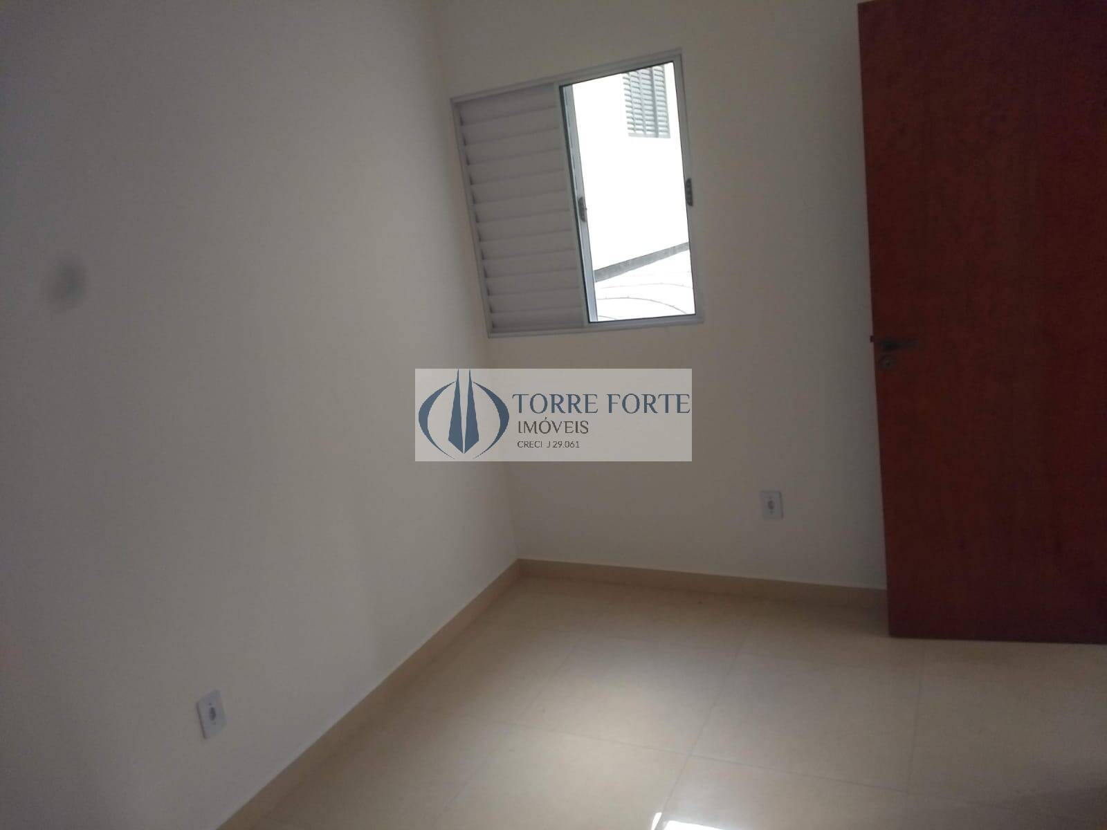 Apartamento à venda com 2 quartos, 38m² - Foto 13