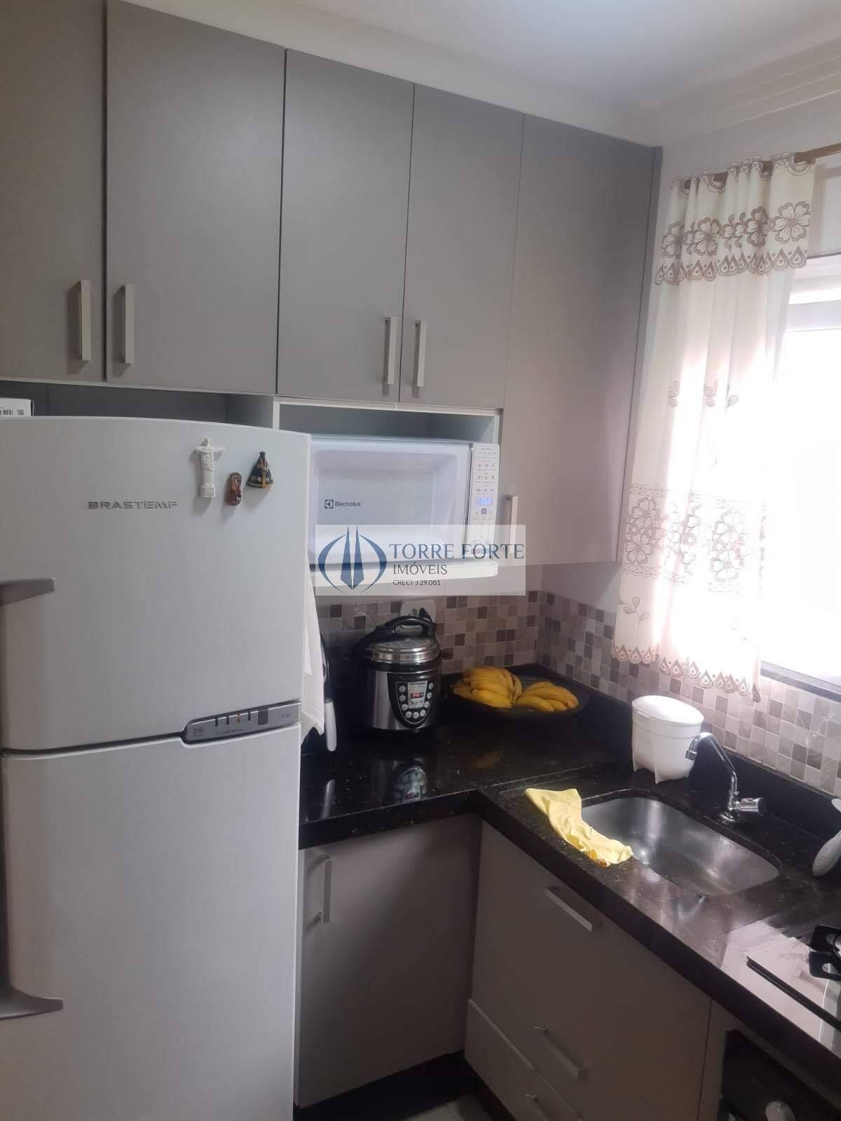 Apartamento à venda com 2 quartos, 38m² - Foto 3