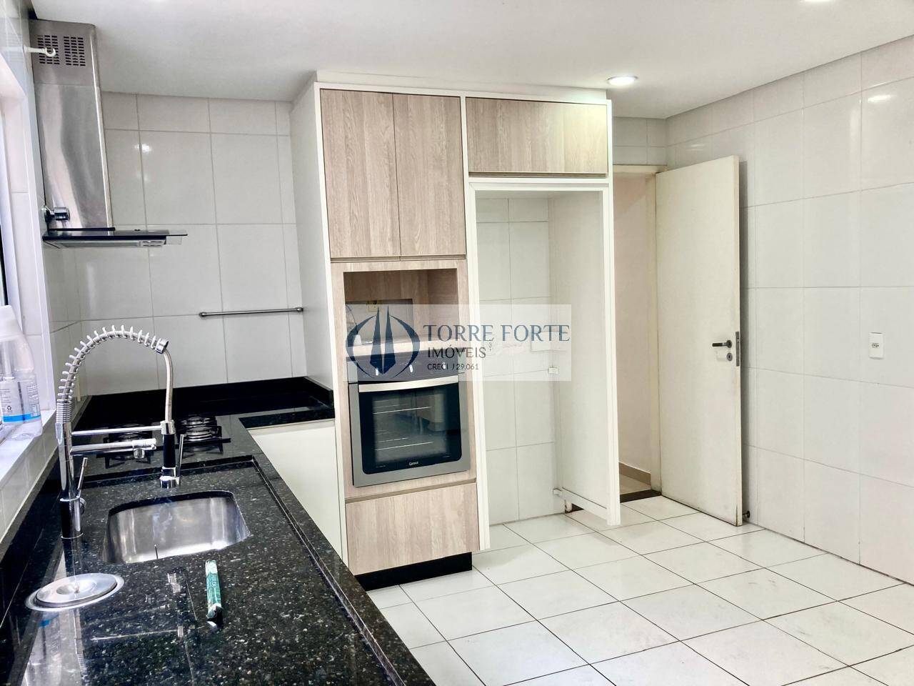 Sobrado à venda com 4 quartos, 120m² - Foto 11