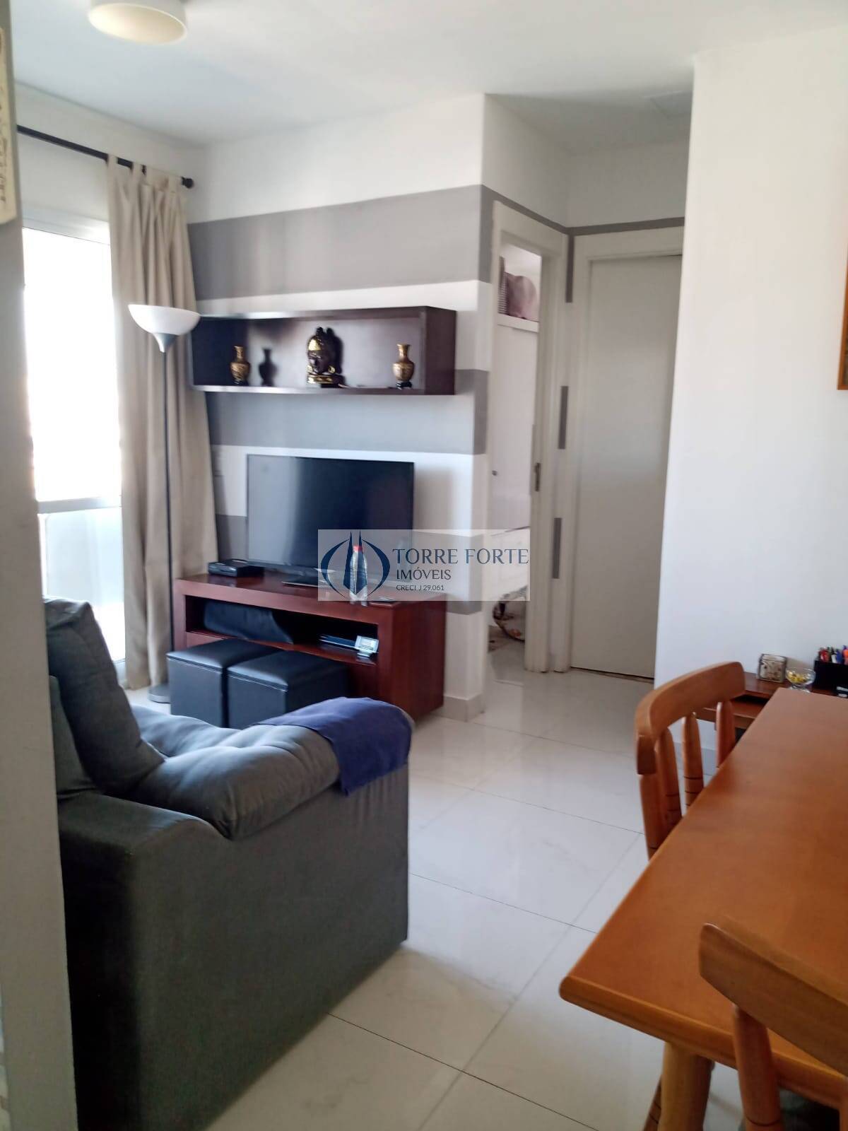 Apartamento à venda com 1 quarto, 51m² - Foto 11