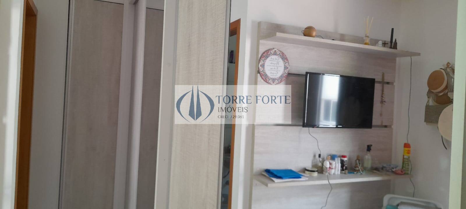 Apartamento à venda com 3 quartos, 87m² - Foto 4