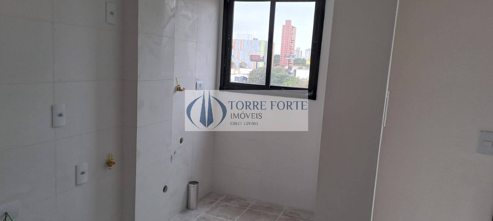 Apartamento à venda com 2 quartos, 45m² - Foto 11