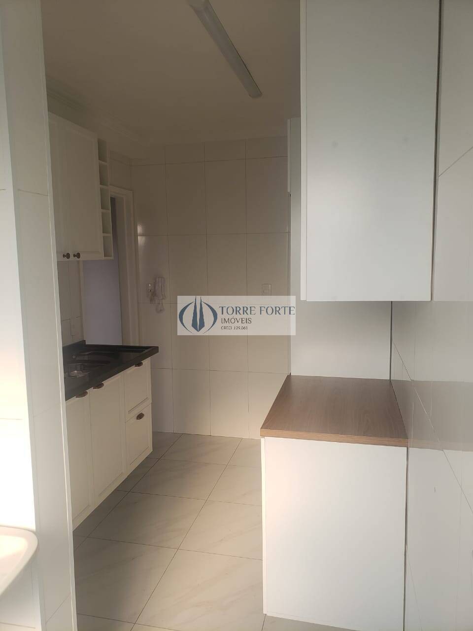 Apartamento à venda com 2 quartos, 50m² - Foto 3