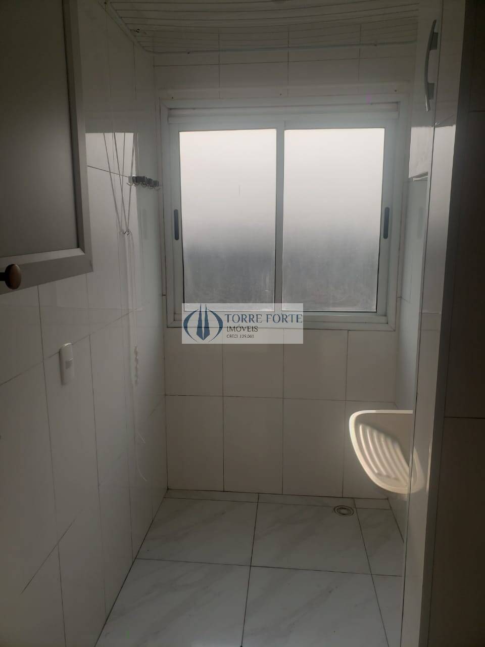 Apartamento à venda com 2 quartos, 50m² - Foto 2