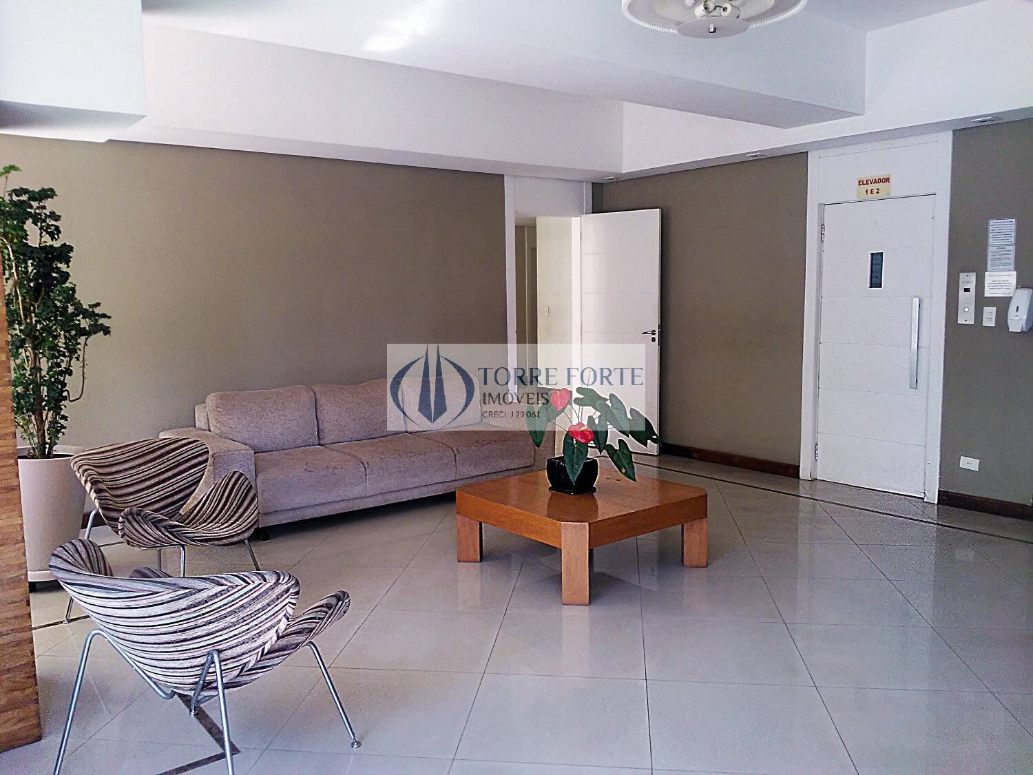 Apartamento à venda com 3 quartos, 92m² - Foto 12