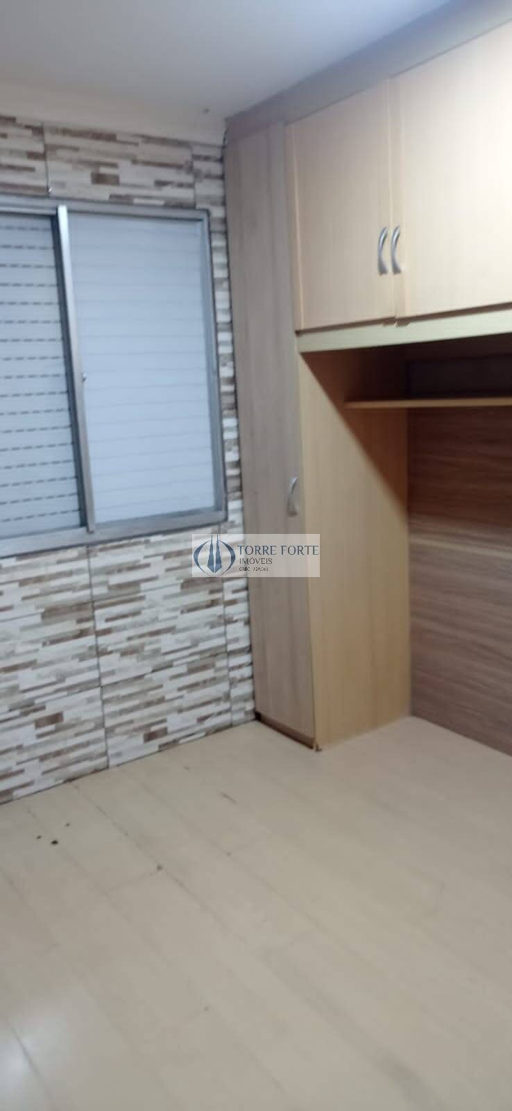 Apartamento para alugar com 2 quartos, 50m² - Foto 6