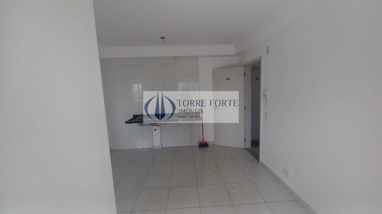 Apartamento à venda com 1 quarto, 32m² - Foto 7