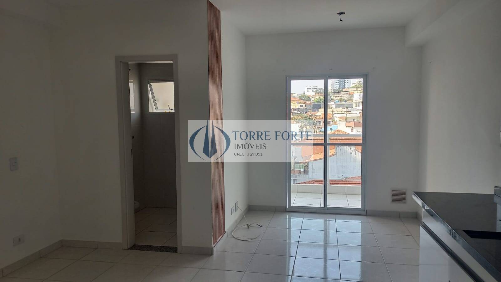 Apartamento à venda com 1 quarto, 32m² - Foto 2