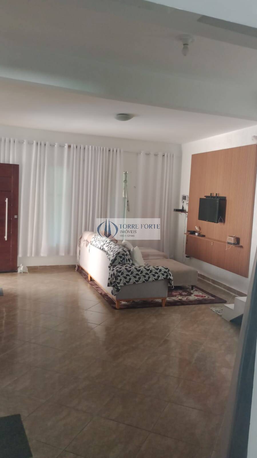 Casa à venda com 3 quartos, 274m² - Foto 5