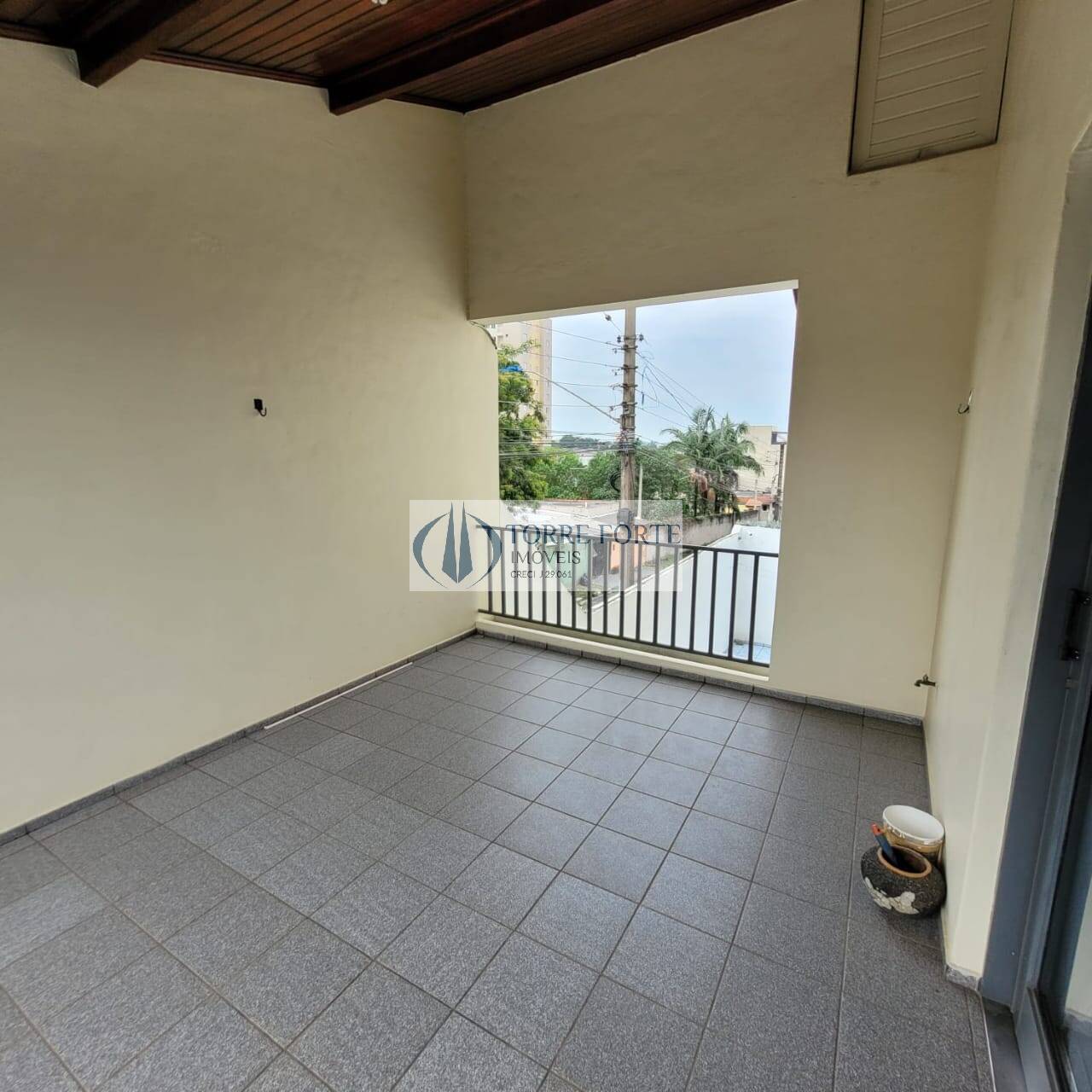 Casa à venda com 3 quartos, 195m² - Foto 9