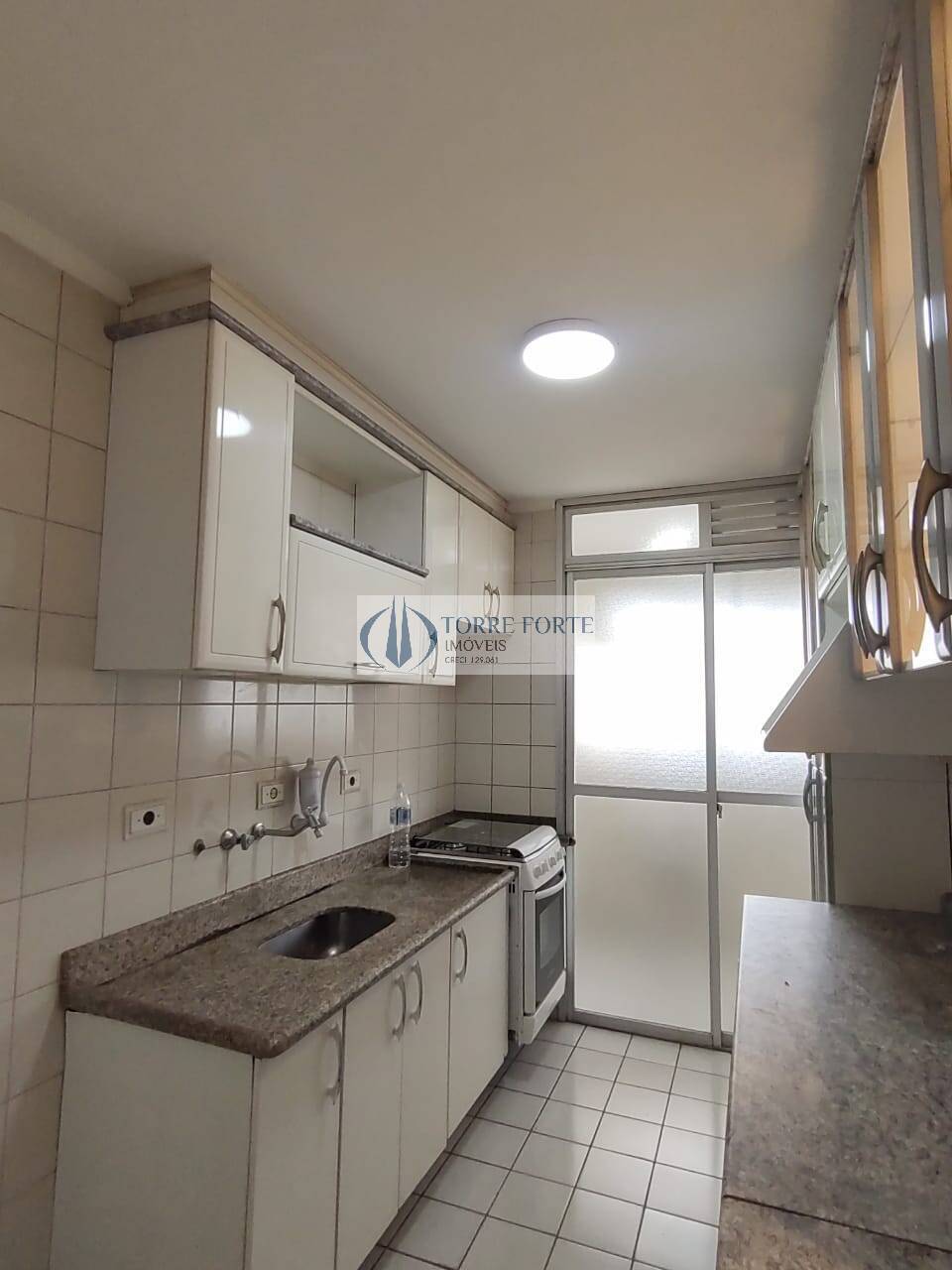 Apartamento à venda com 3 quartos, 70m² - Foto 13