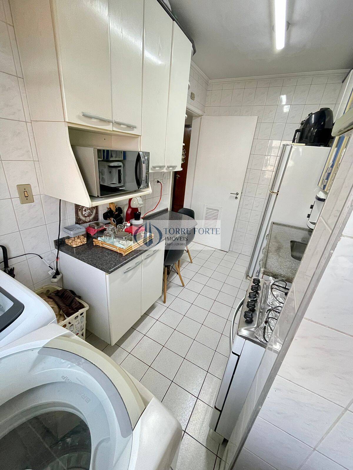 Apartamento à venda com 3 quartos, 70m² - Foto 30