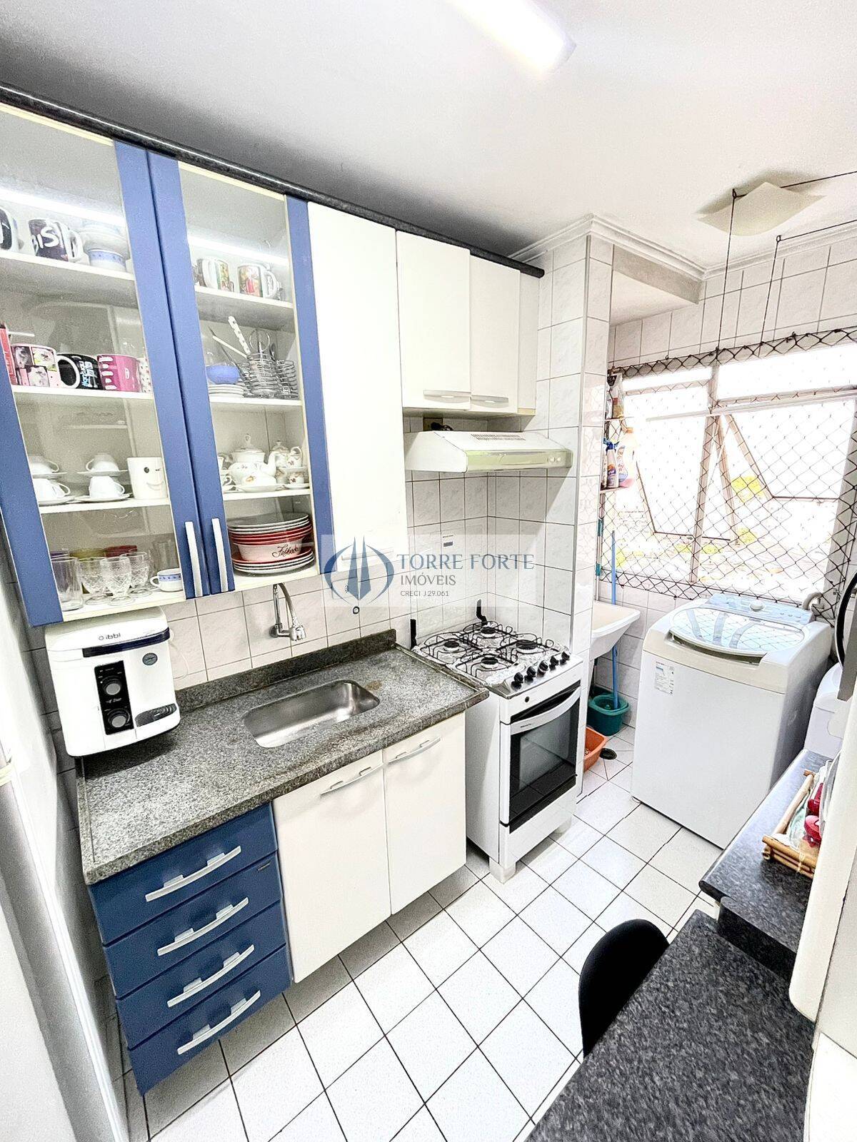 Apartamento à venda com 3 quartos, 70m² - Foto 32