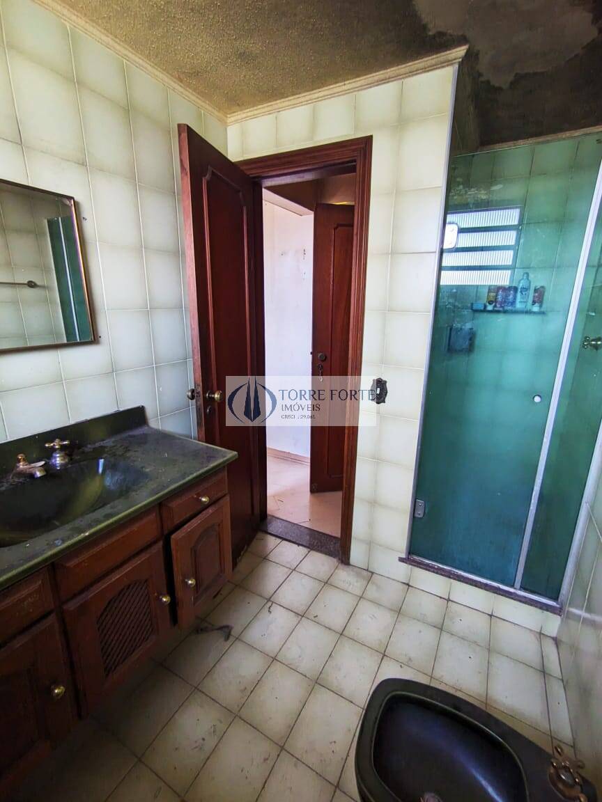 Apartamento à venda com 2 quartos, 66m² - Foto 6