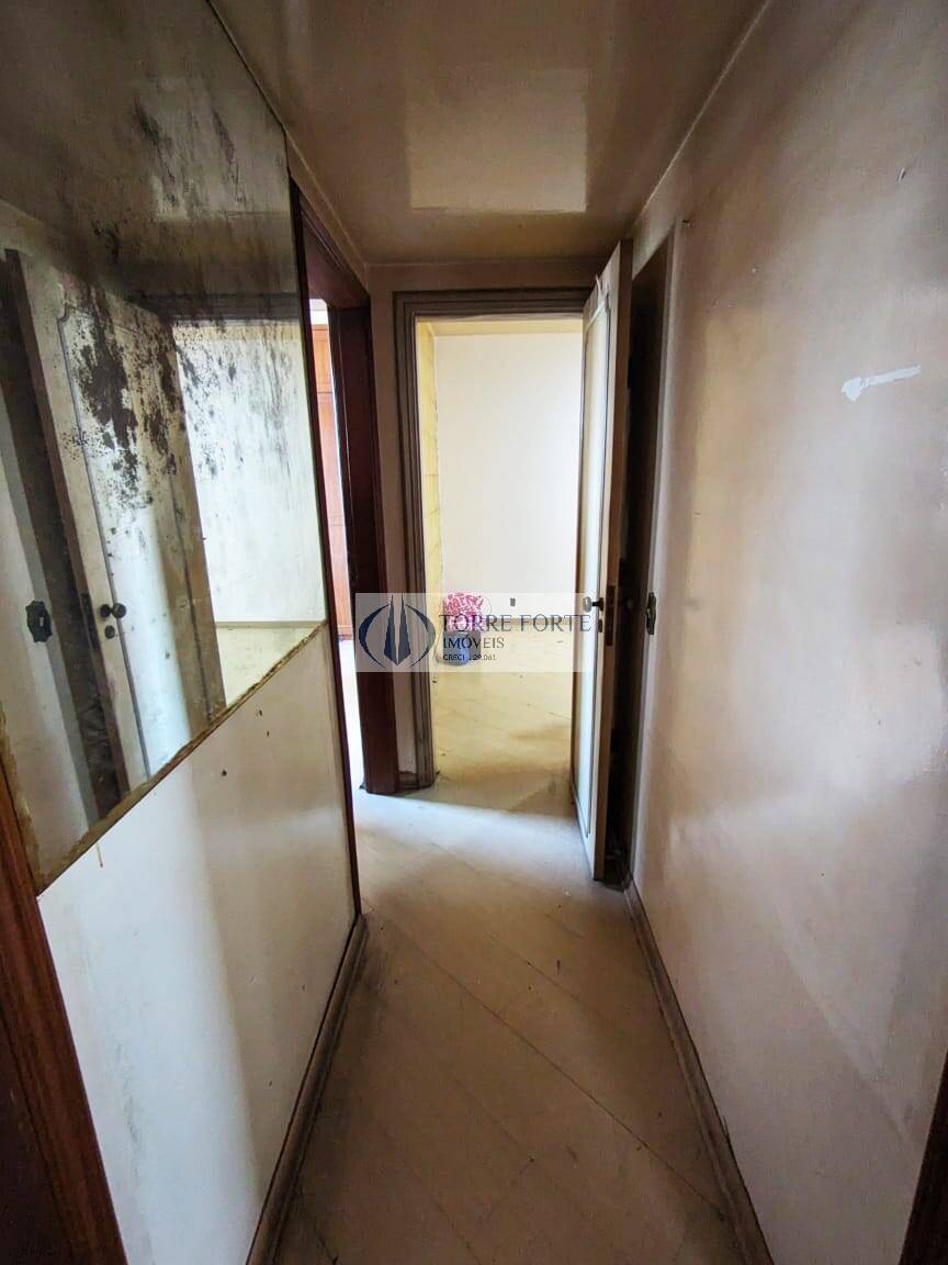 Apartamento à venda com 2 quartos, 66m² - Foto 9