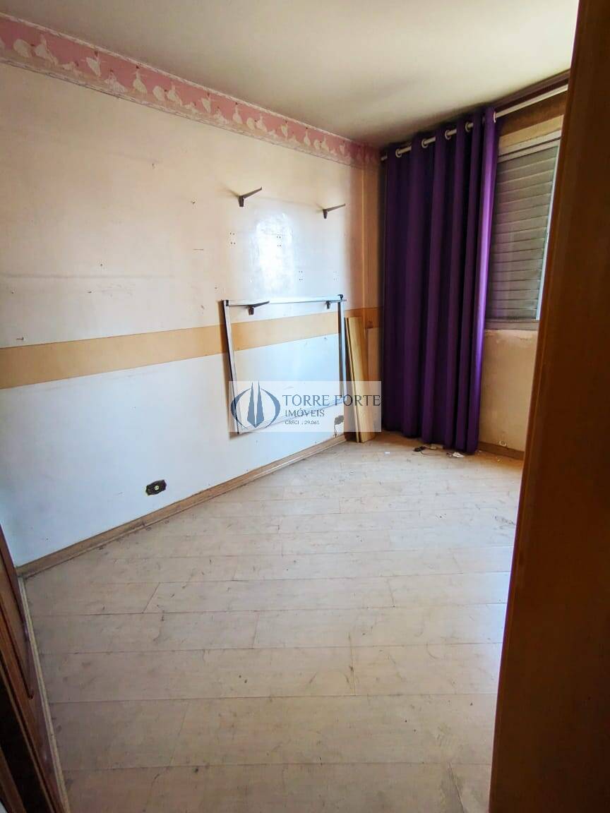 Apartamento à venda com 2 quartos, 66m² - Foto 17