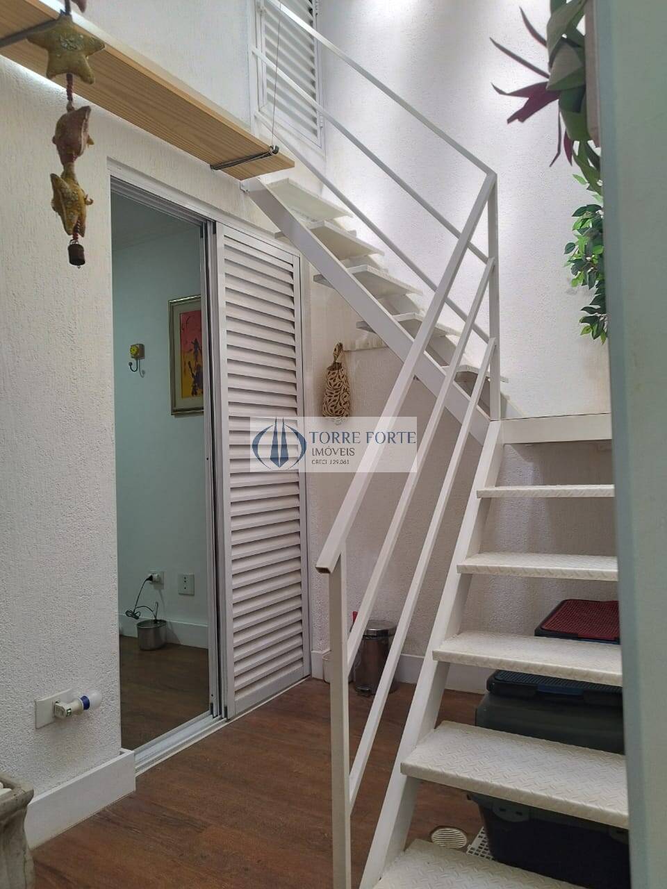 Casa à venda com 3 quartos, 110m² - Foto 2