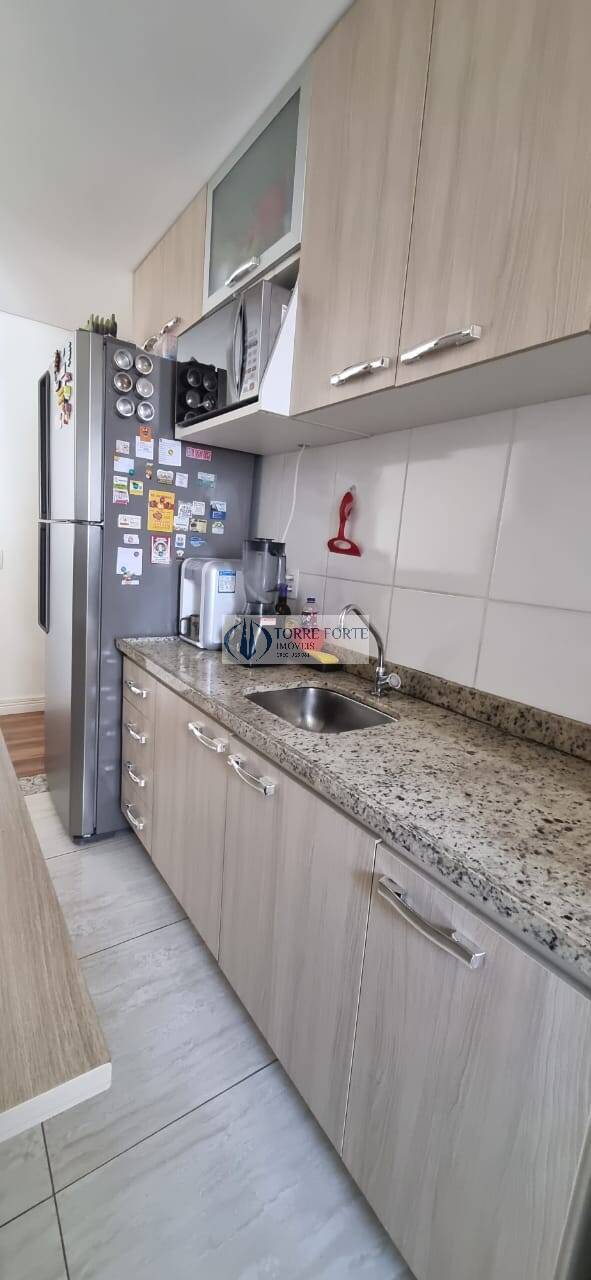 Apartamento à venda com 2 quartos, 60m² - Foto 22