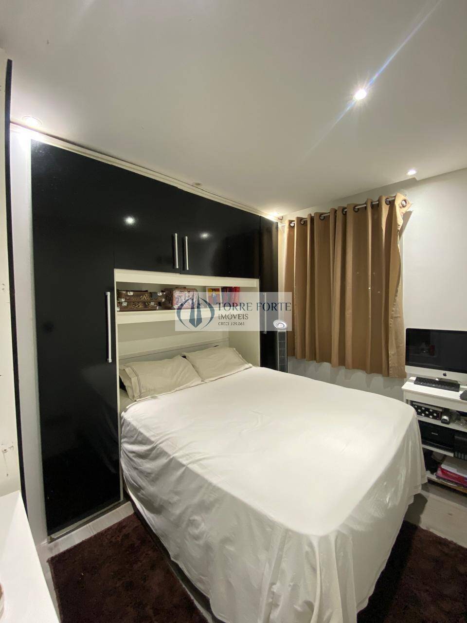 Apartamento à venda com 2 quartos, 50m² - Foto 2