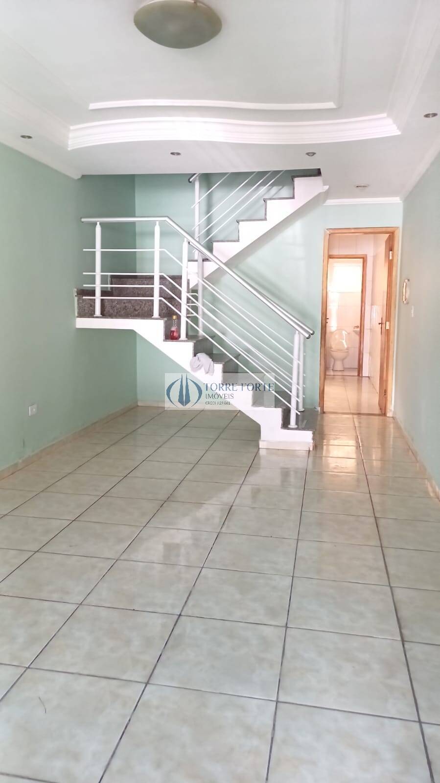 Casa à venda com 2 quartos, 94m² - Foto 4