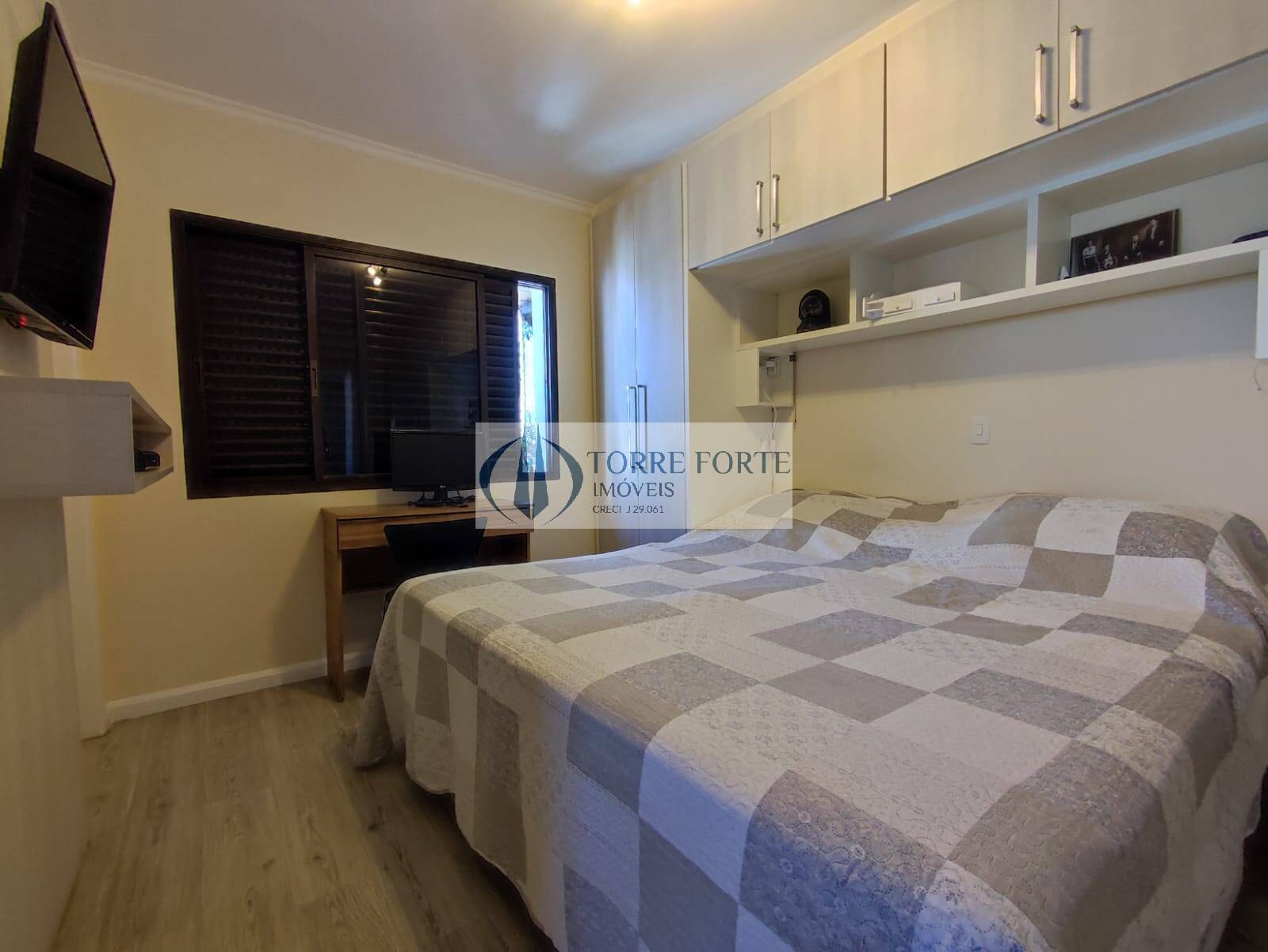 Apartamento à venda com 3 quartos, 125m² - Foto 10