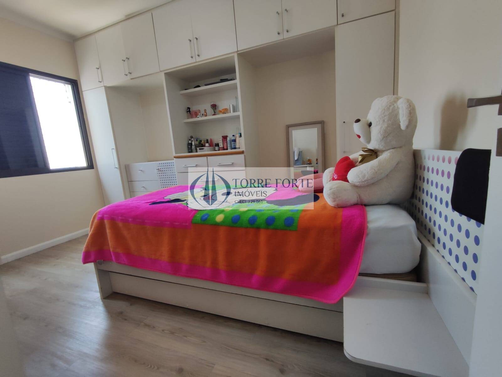 Apartamento à venda com 3 quartos, 125m² - Foto 13