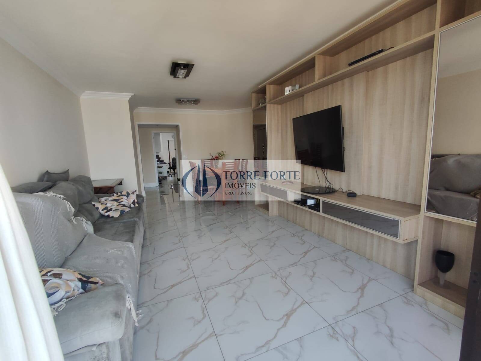 Apartamento à venda com 3 quartos, 125m² - Foto 5