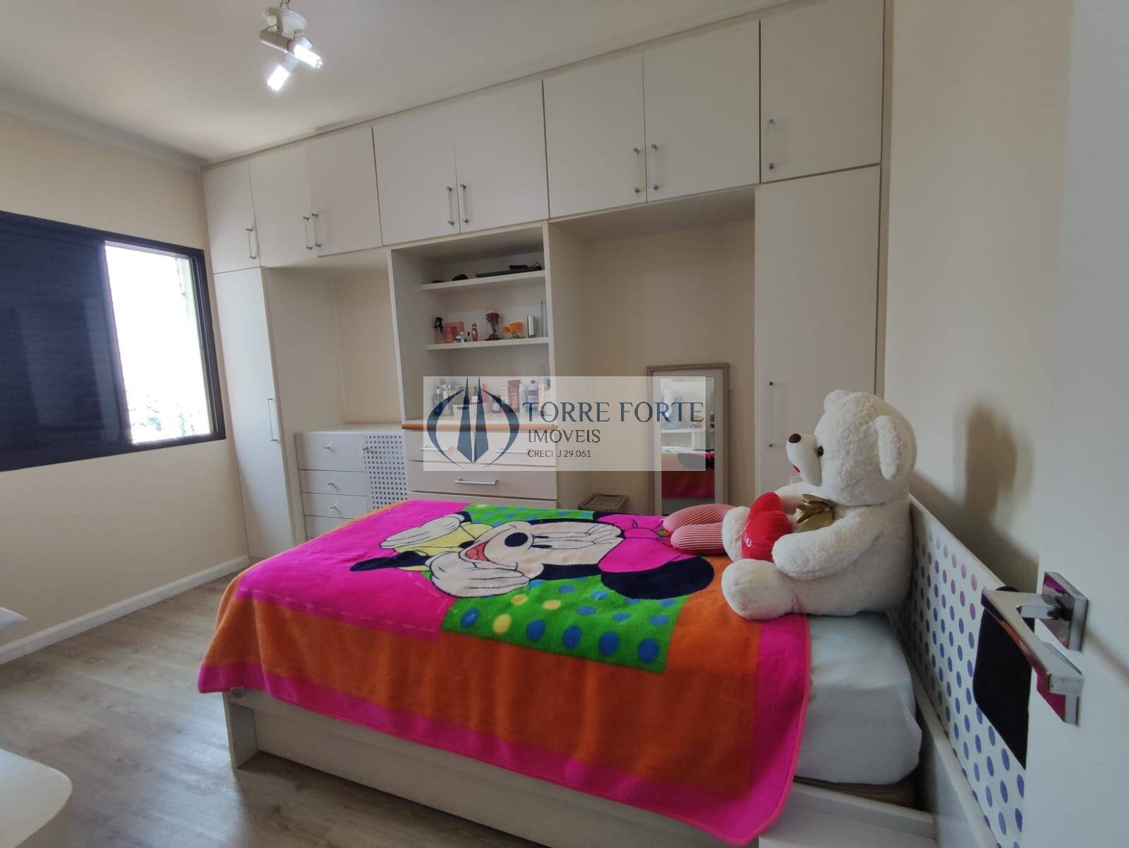 Apartamento à venda com 3 quartos, 125m² - Foto 15