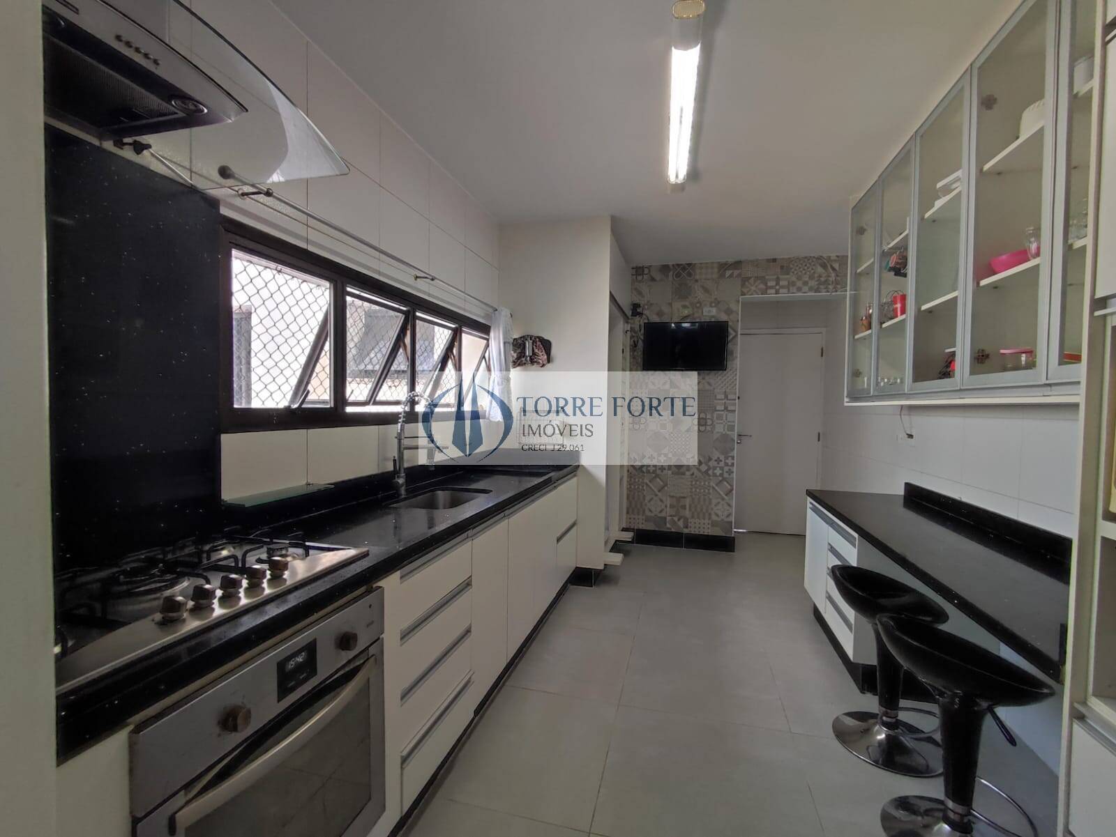 Apartamento à venda com 3 quartos, 125m² - Foto 36