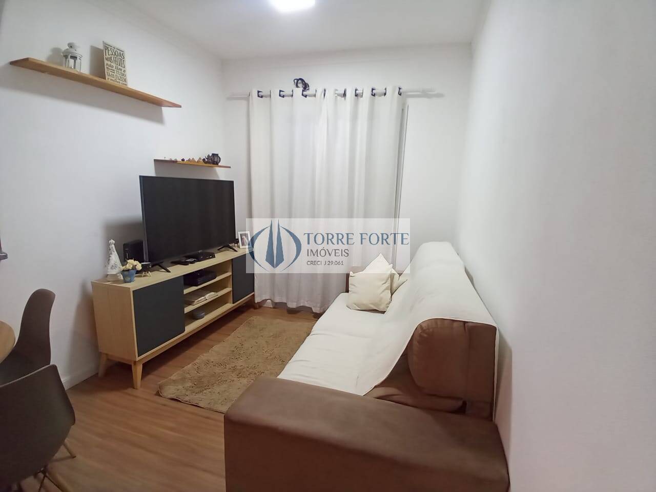 Apartamento à venda com 2 quartos, 70m² - Foto 7