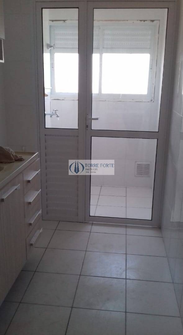 Apartamento à venda com 1 quarto, 37m² - Foto 7