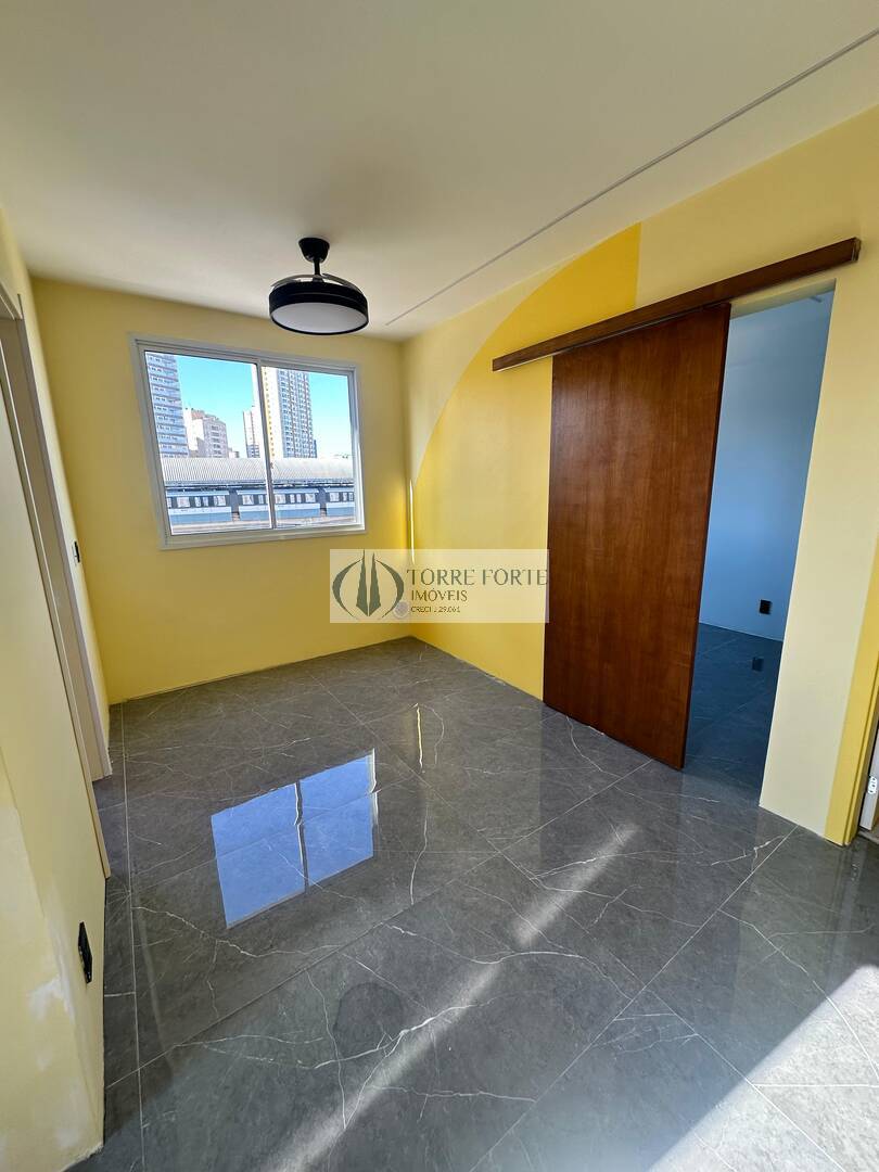 Apartamento à venda com 2 quartos, 34m² - Foto 4