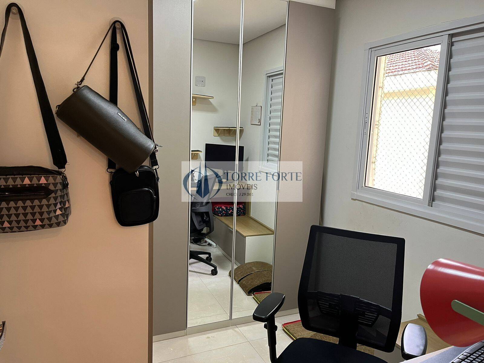 Apartamento à venda com 3 quartos, 75m² - Foto 15