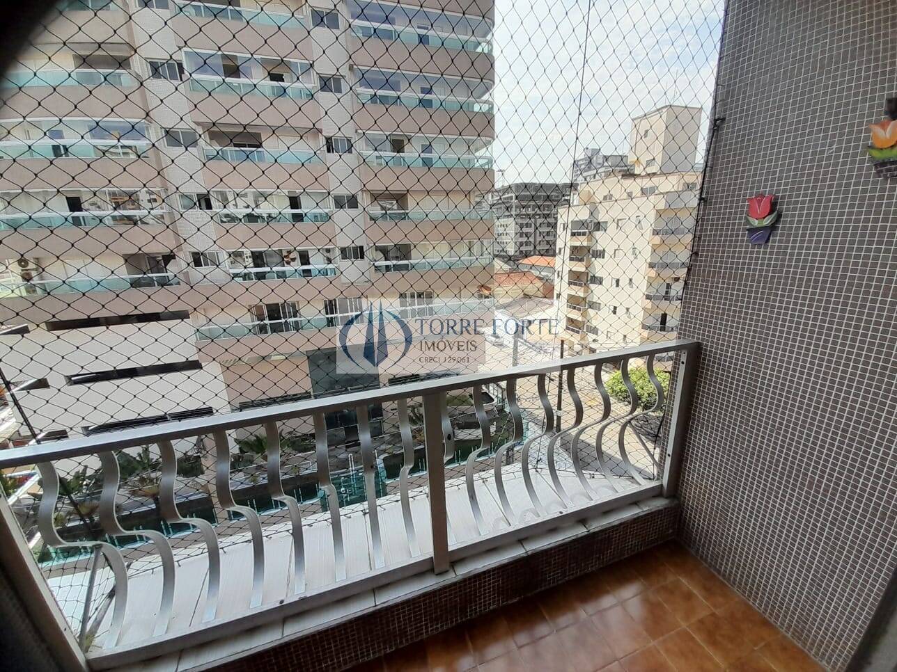 Apartamento à venda com 2 quartos, 100m² - Foto 1