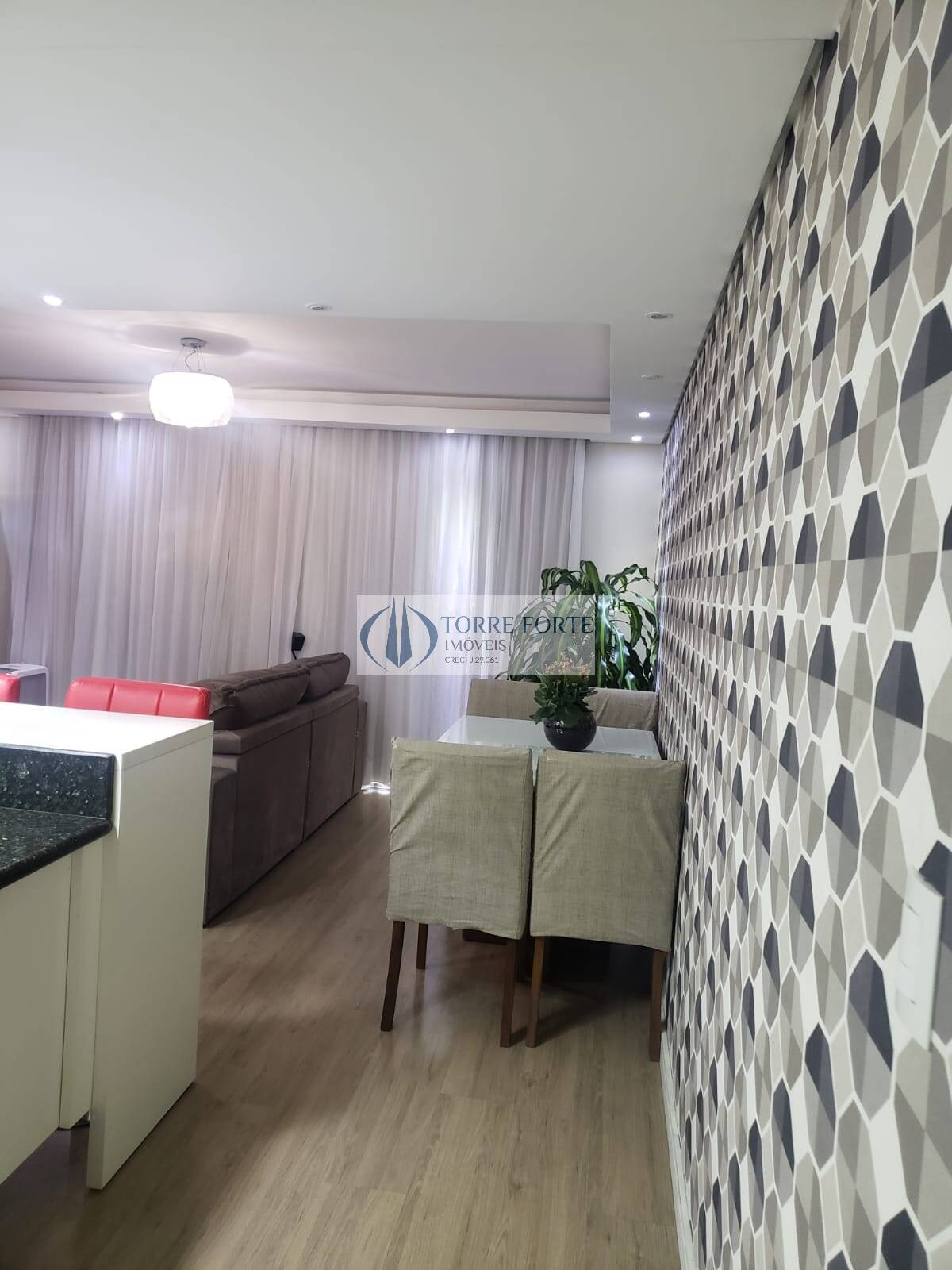 Apartamento à venda com 3 quartos, 74m² - Foto 4