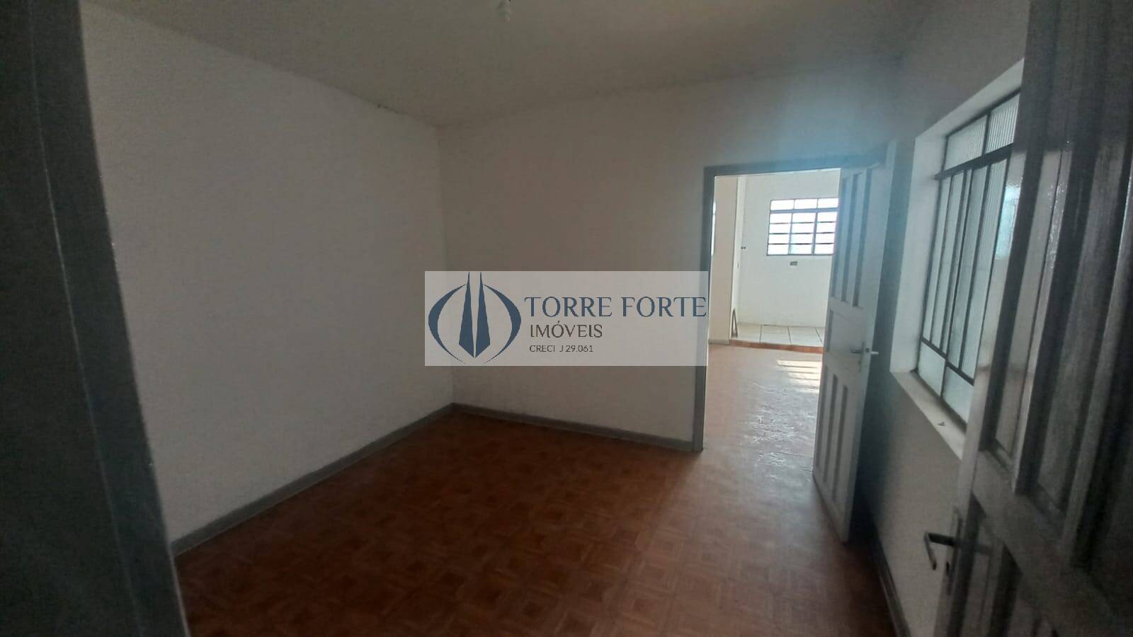 Sobrado à venda com 4 quartos, 184m² - Foto 2