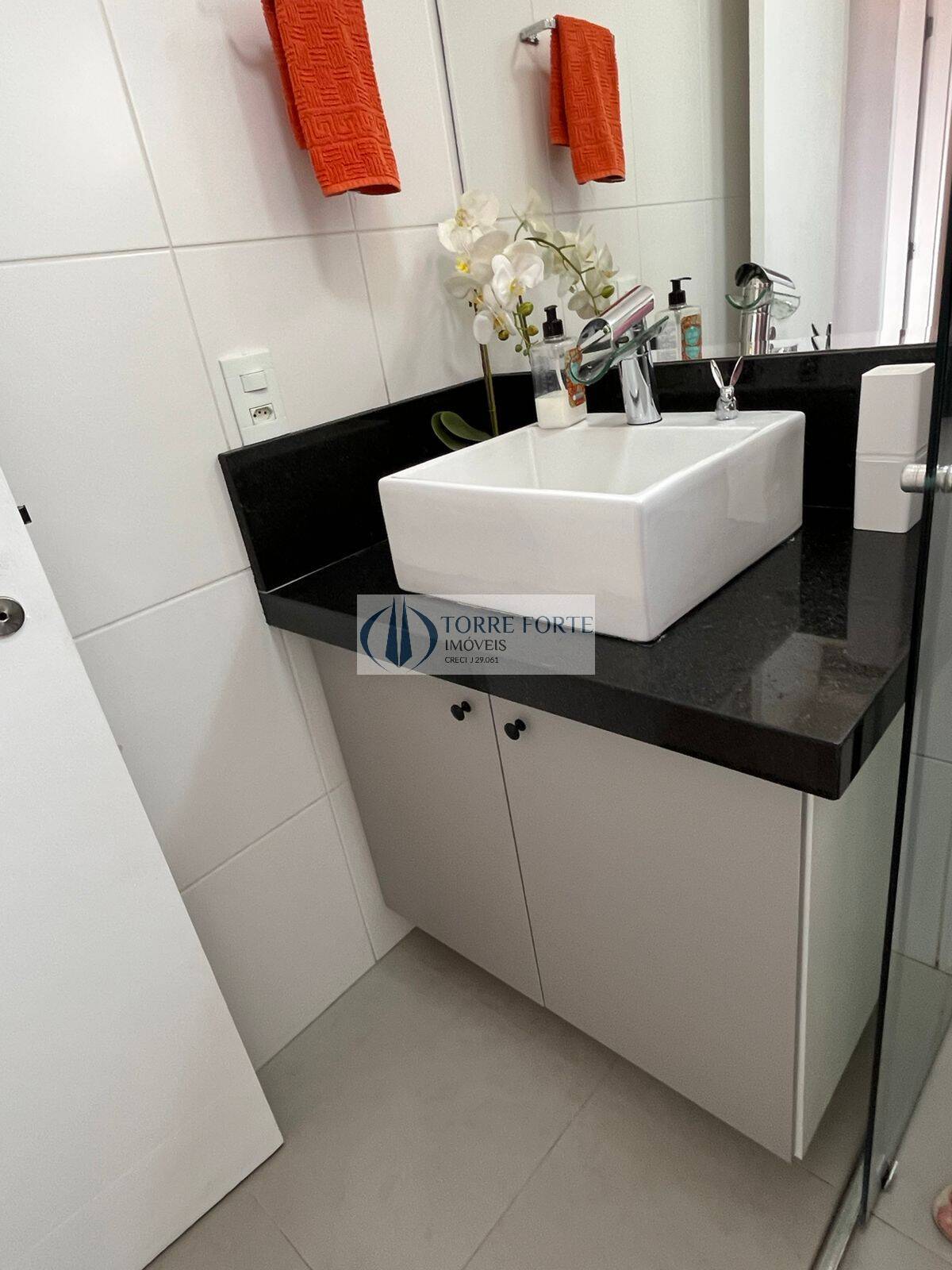 Apartamento à venda com 2 quartos, 67m² - Foto 24