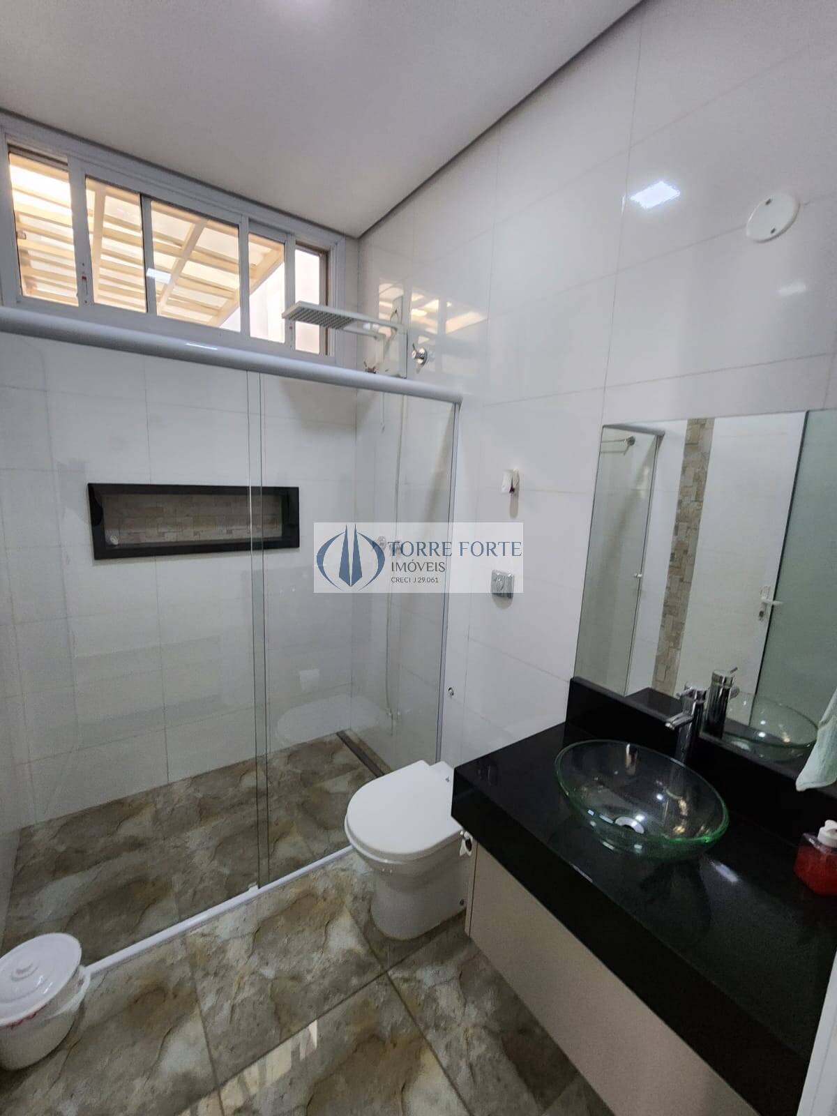 Sobrado à venda com 4 quartos, 259m² - Foto 13