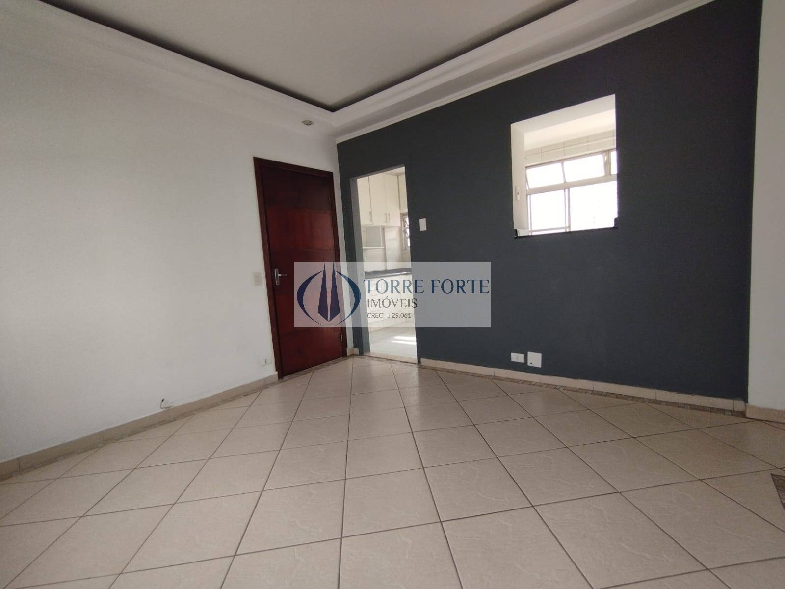 Apartamento à venda com 2 quartos, 62m² - Foto 7