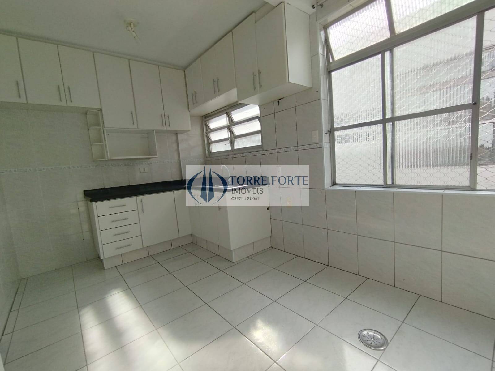 Apartamento à venda com 2 quartos, 62m² - Foto 15