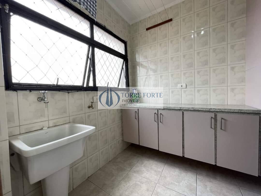 Apartamento à venda com 2 quartos, 64m² - Foto 15