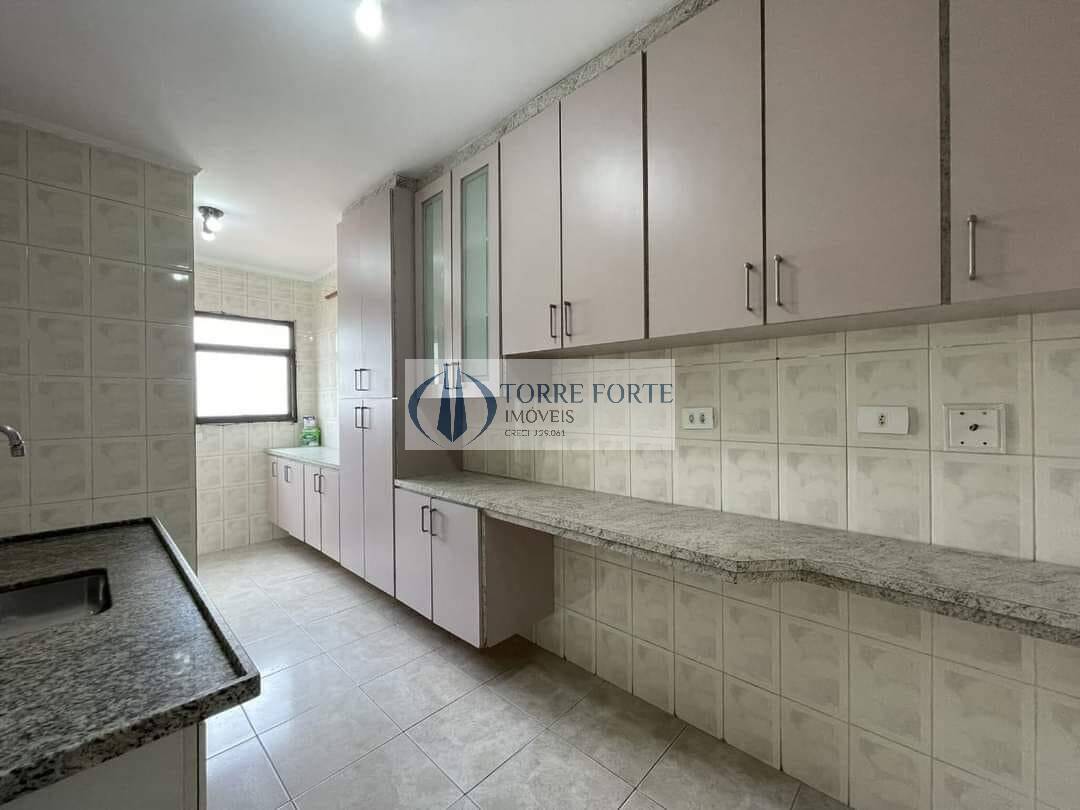 Apartamento à venda com 2 quartos, 64m² - Foto 5